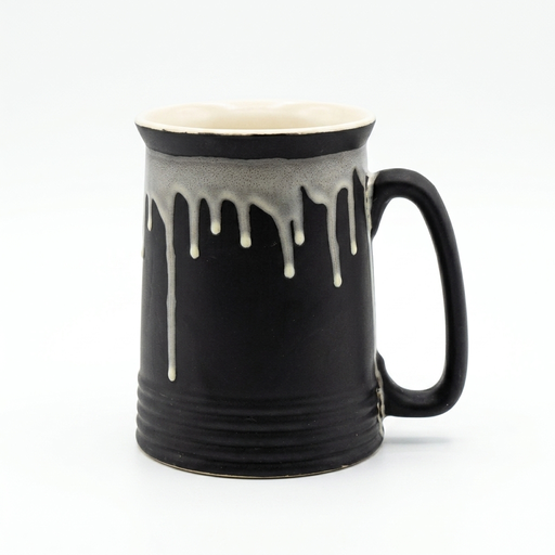 [NCUI_0042] Matte Black Drip-Glaze Ceramic Tankard